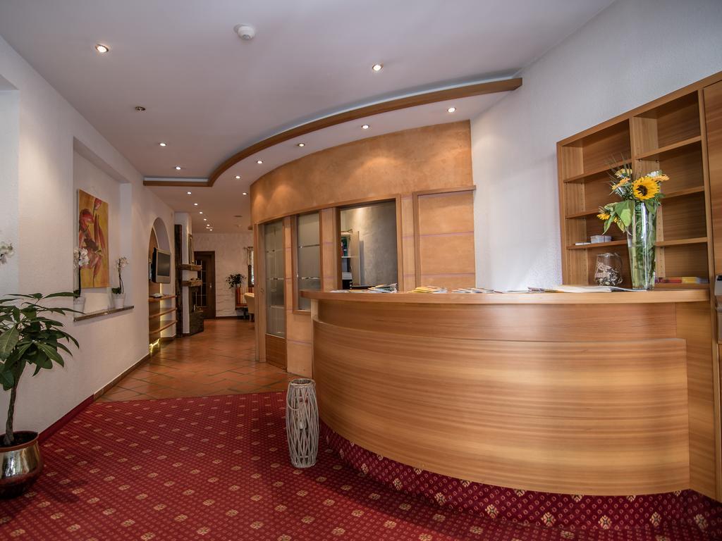 Apart- Hotel Sonnhof Royal Serfaus Bagian luar foto